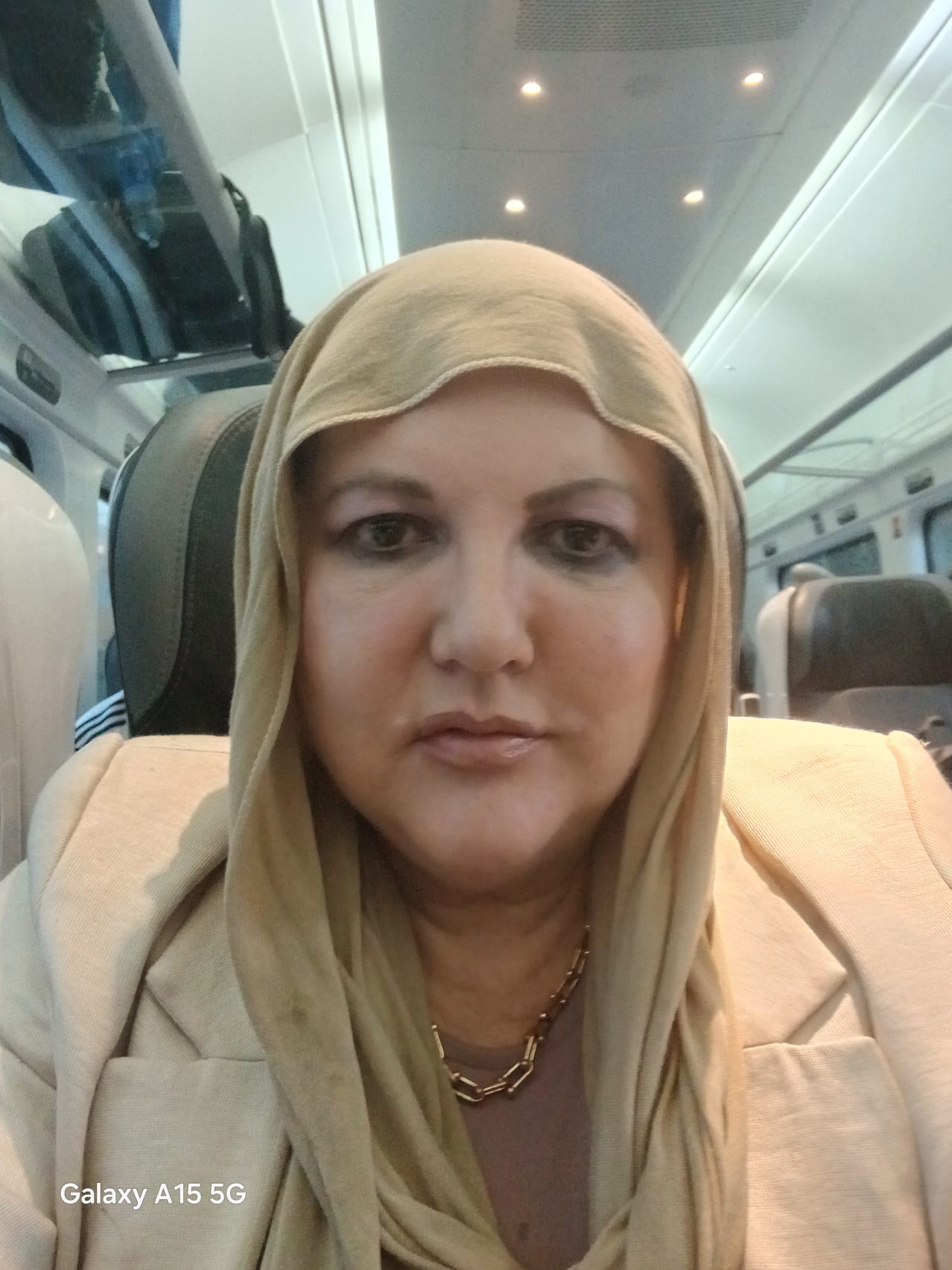 caroline goldsmith, psychologist in ireland, mental health specilaist. qualifications